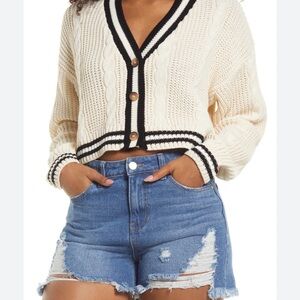 BDG for UO Cropped Cream and Black Women's Sweater
